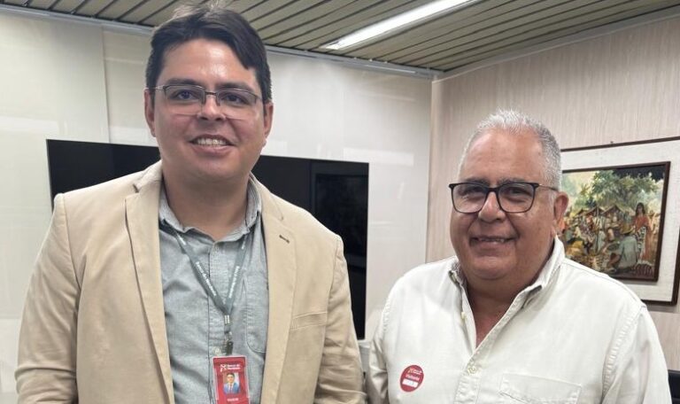 ÁGUA MINERAL E GELO CAMBARÁ APRESENTA DEMONSTRATIVO DE EXPANSÃO AO DIRETOR DE NEGÓCIOS DO BNB