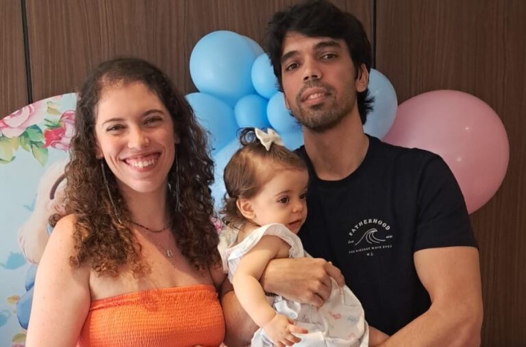 OLIMPIO STUDART E ANA CLÁUDIA FESTEJARAM PRIMEIRO ANINHO DA BEBELUCA ALICE
