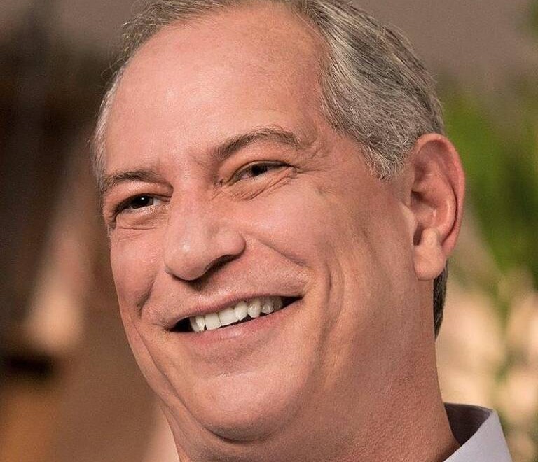 NEO CIRISTAS COMEÇAM A ACORDAR DO SONHO DE VERÃO EM QUE SE ENCONTRAVAM