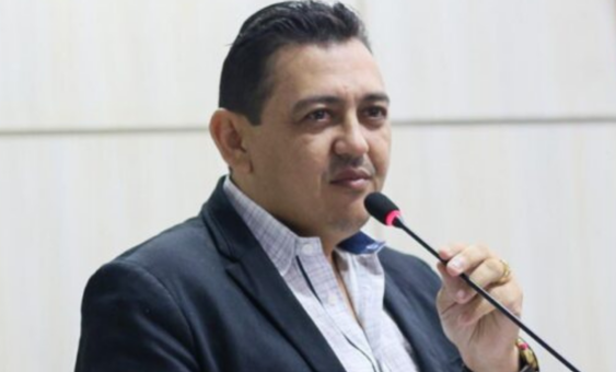 CARLIN CLEMENTINO NÃO QUER MAIS SER EDIL E ENTREGARÁ O BASTÃO PARA KLEITON DO BAR