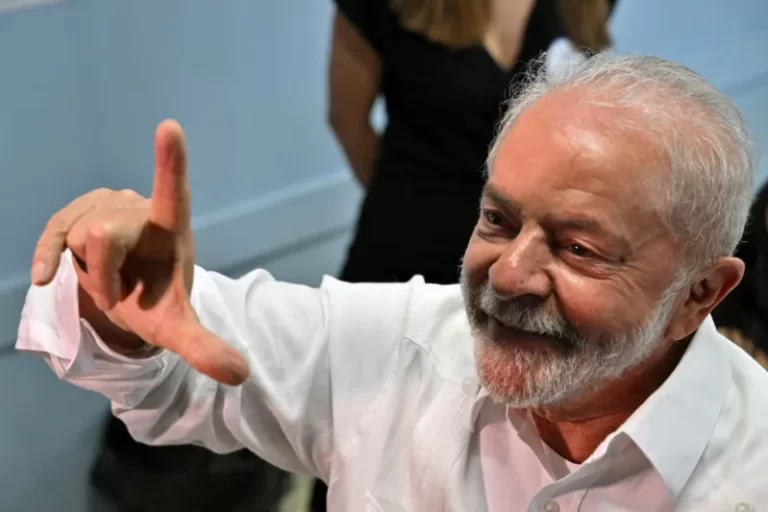 LULA VEM AO CEARÁ SEMANA QUE VEM REFORÇAR PRA VALER CAMPANHA DE ELMANO DE FREITAS