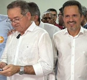 ANDRÉ BARRETO E ZÉ AILTON SÃO BEM TRATADOS PELO POVO NA PROCISSÃO DE SÃO JOSÉ