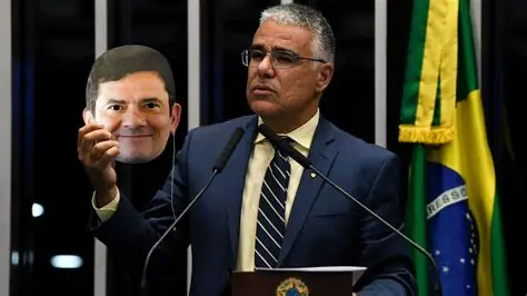 DEPOIS DE MICHELLE BOLSONARO, MORO FOI OUTRO DIREITISTA A VOMITAR CIRO GOMES