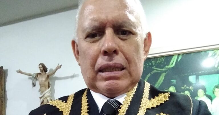 EX-DEPUTADO CONSTITUINTE DEFENDE HONRA DO PREFEITO ANDRÉ BARRETO, DO CRATO