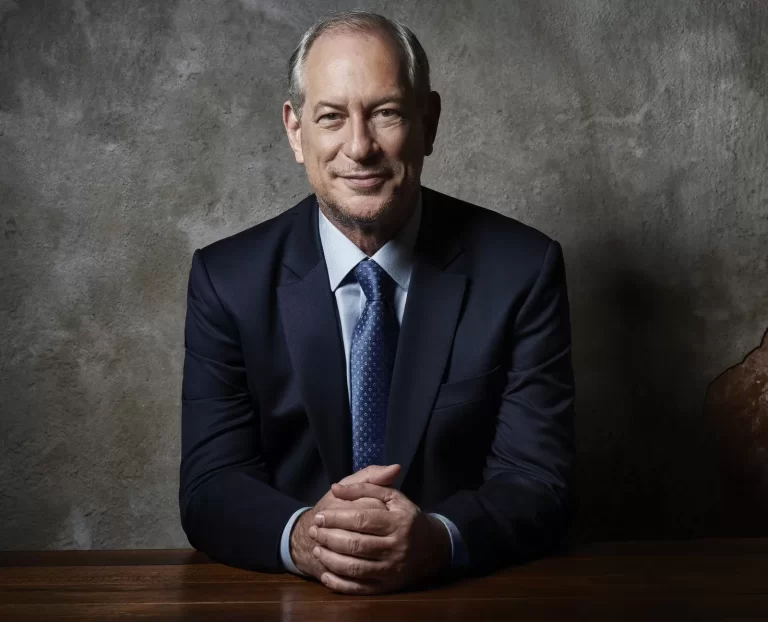 COMO QUERER A OPOSIÇÃO CEARENSE GANHAR A ELEIÇÃO 2026 SOMENTE COM DERROTADOS?