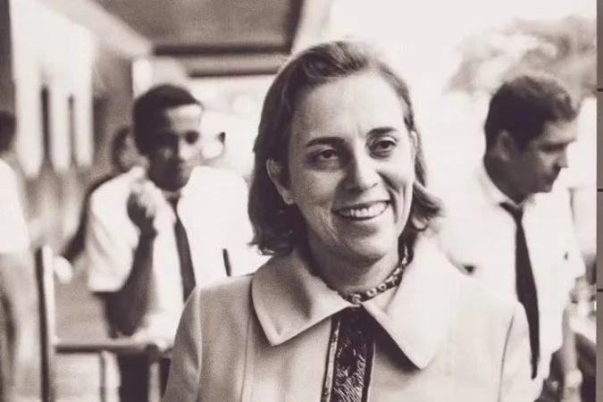 ESTILISTA ZUZU ANGEL CRIOU “MODA POLÍTICA” E ENFRENTOU A DITADURA PELO FILHO HÁ 50 ANOS