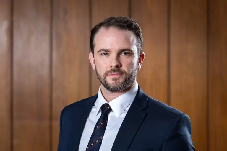 VEM AI O DESENROLA II. LULA QUER REDUZIR DÍVIDAS DOS ENFORCADOS E ISSO É BOM DEMAIS