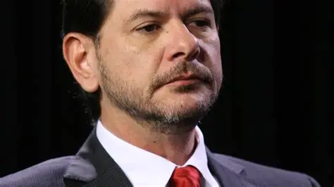 PESQUISA QUAEST MOSTRA CID GOMES EM PRIMEIRO LUGAR