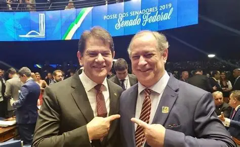 CID GOMES VAI MESMO SE REUNIR COM TASSO JEREIISATI