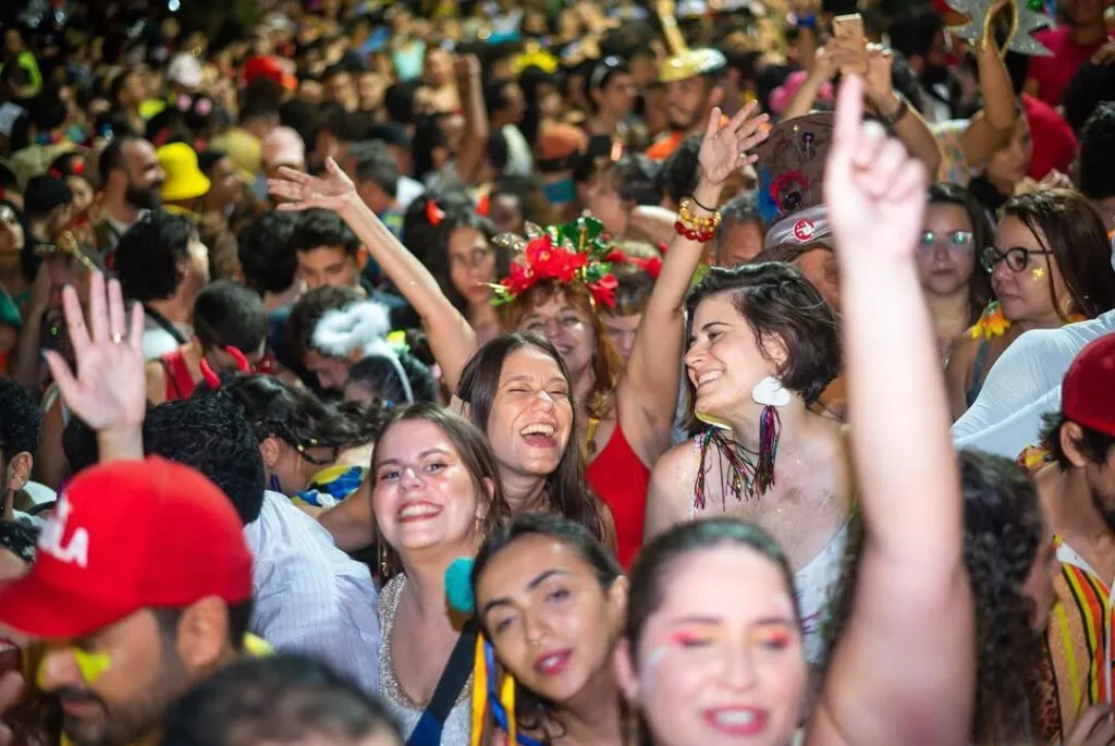 “FESTA PATRÍCIA” CHEGA AO NÁUTICO EM MAIO COM CLIMA ANOS 2000, LINE-UP DE DJs PISTA CHEIA