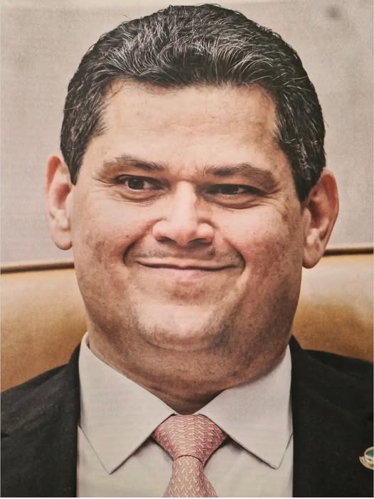 ALCOLUMBRE: UM DOS MUITOS VULTOS NEGROS DO BRASIL