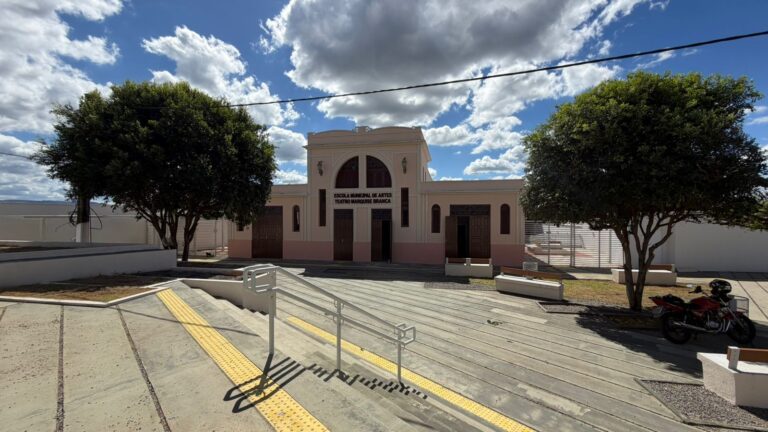 ESCOLA MUNICIPAL MARQUISE BRANCA SERÁ INAUGURADA NESTA TERÇA(26/05)
