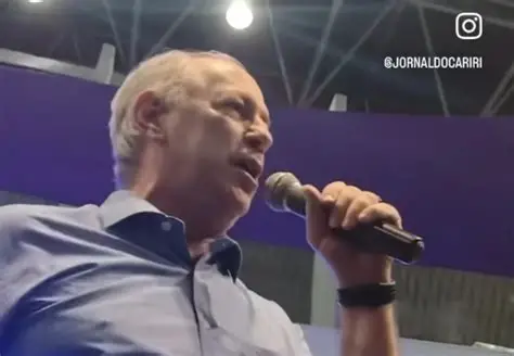 CIRO GOMES APORTA NESTA SEXTA(22) NO CRATO CARENTE DO RESPALDO DA POPULAÇÃO LOCAL