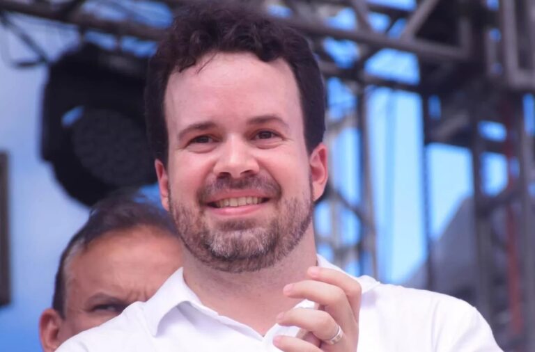 GUILHERME SARAIVA É O POÍTICO MAIS CORTEJADO DO CARIRI