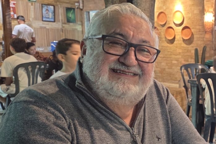 GERALDO ANANIAS QUE RETORNOU DE TOUR INTERNACIONAL, JÁ VOLTOU A CANTAR E ENCANTAR OS FRIENDS
