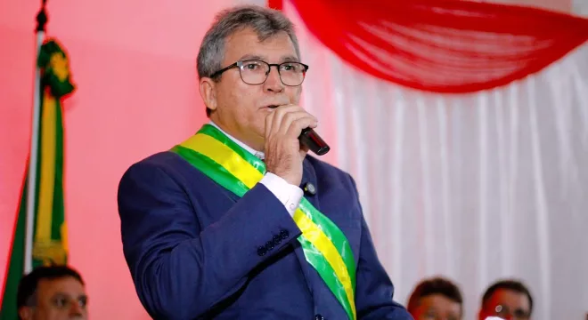 PREFEITO DE ABAIARA E OUTROS COLEGAS ALVOS DA PF. EITA POVO PARA FAZER SACANAGEM