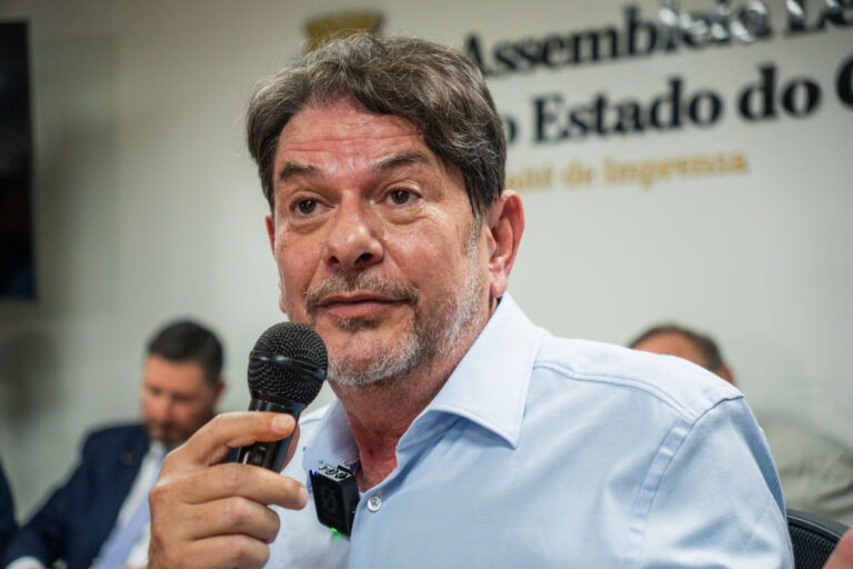 CID GOMES MARCA CONVENÇÃO DO PSBPARA DATA LIMITE: 5 DE AGOSTO
