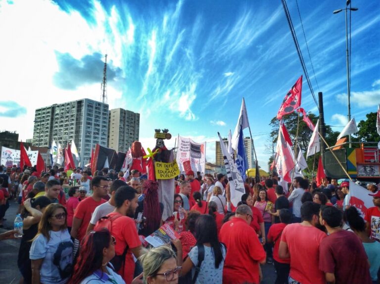 CAMPANHA NO CEARÁ É DOMINADA PELA SITUAÇÃO. OPOSIÇÃO NÃO DEMONSTRA O  MESMO VIGOR