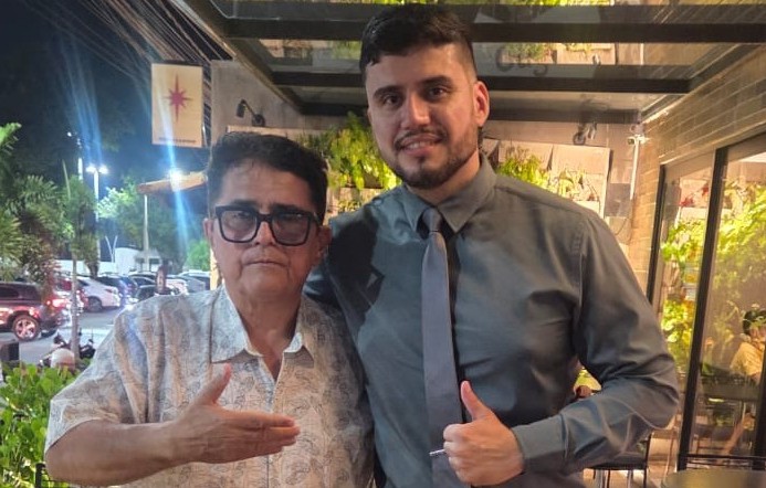 CARIRIEISSO CHEGOU, CIRCULOU PELO RESTÔ ESFERA E FEZ LINDA REPORTAGEM SOCIAL