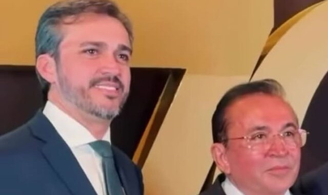 NELINHO E RAIMUNDINHO DE FREITAS ESTÃO BEM POLITICAMENTE, MAS CADA QUAL EM SEU CADA QUAL