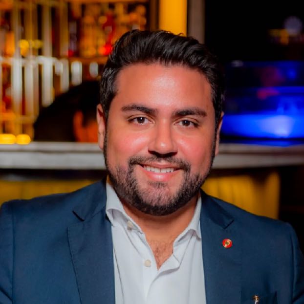 EMPRESÁRIO BRUNO REGIS FROM FORTAL ESTÁ NO CRAJUBAR E ALMOÇAR HOJE COM MARCOS PEIXOTO