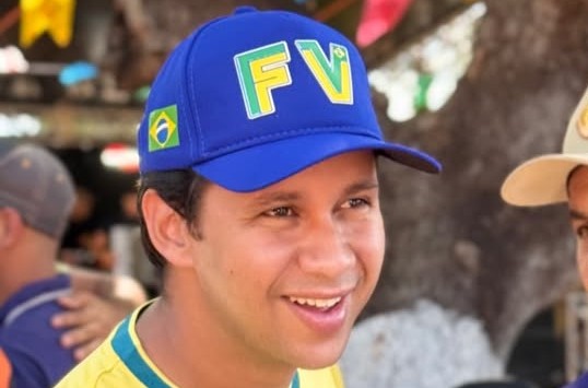 APÓS AFASTAMENTO, FELIPE VASQUES TEM DE VOLTA PRESIDÊNCIA DA CÂMARA ROMEIRA