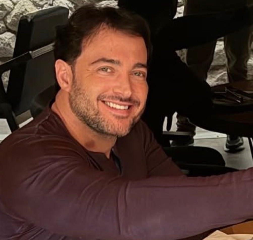 HONRA AO MÉRITO, DOUTOR DAVI! MÉDICO JUAZEIRENSE ENCANTA POPULAÇÃO