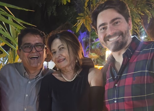 UMA NUIT CRAJUBAENSE DE MUITO CHARME, ELEGÂNCIA E SABOR NA RESIDÊNCIA DOS ALENCAR