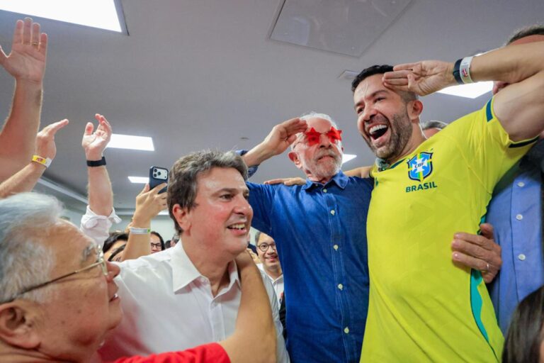 LULA VENCE, A DIREITA PRECISA REFLETIR E O BRASIL ESPERA UM NOVO TEMPO